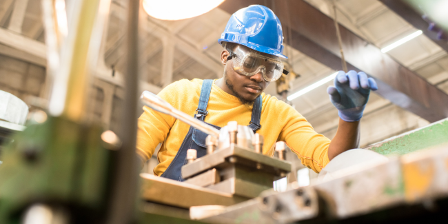 Product Scalability Scalable Manufacturing employee